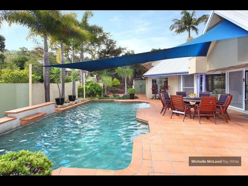 93 Greenford Street, Chapel Hill QLD 4069