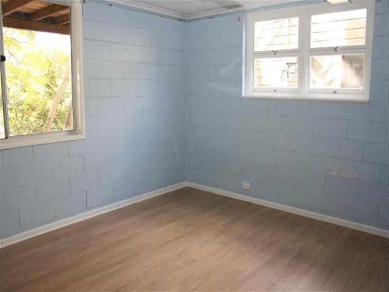 176 Hawken Drive, St Lucia QLD 4067