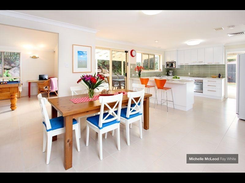 3 Kagoola Close, Chapel Hill QLD 4069