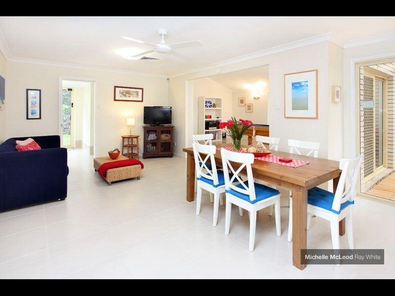 3 Kagoola Close, Chapel Hill QLD 4069
