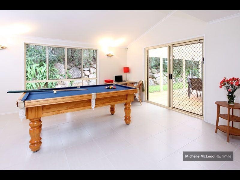 3 Kagoola Close, Chapel Hill QLD 4069