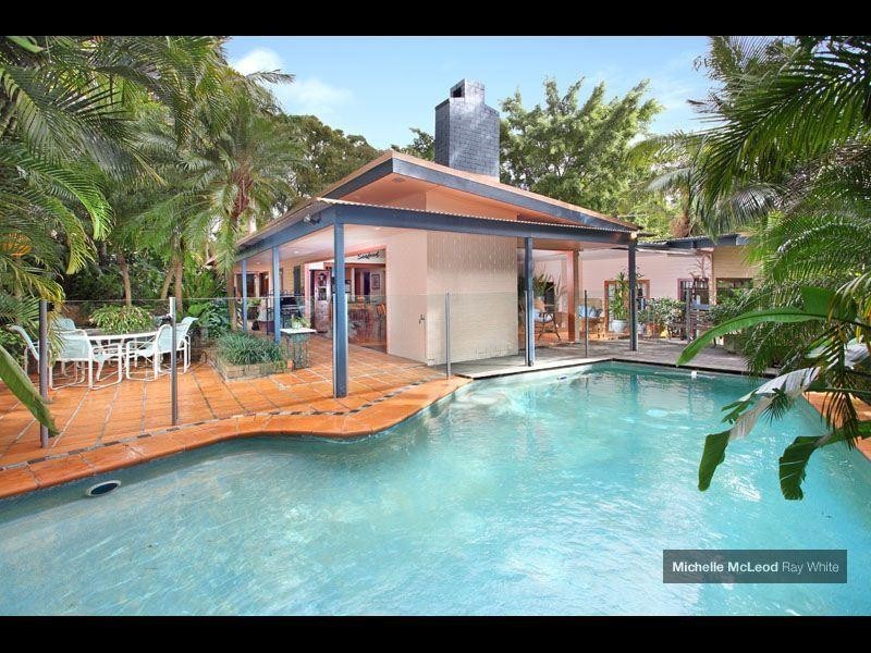 1B Bina Street, Chapel Hill QLD 4069