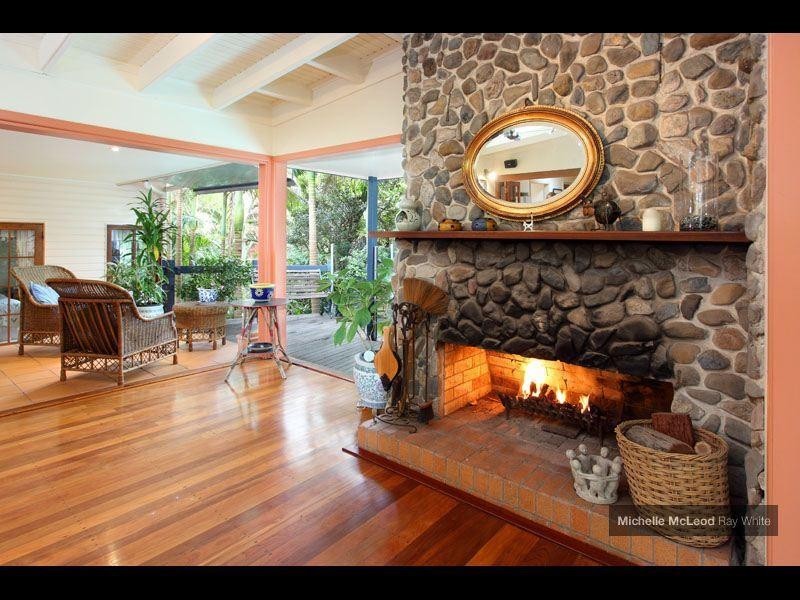 1B Bina Street, Chapel Hill QLD 4069