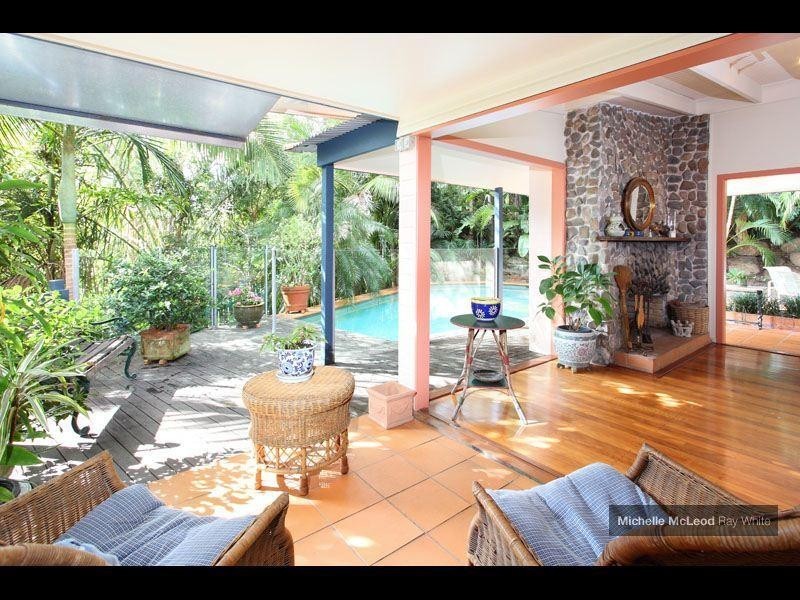 1B Bina Street, Chapel Hill QLD 4069