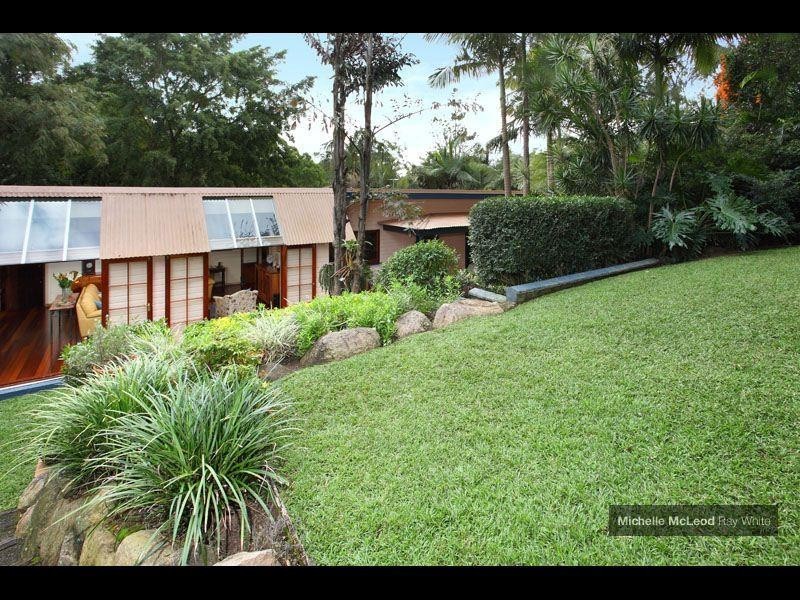 1B Bina Street, Chapel Hill QLD 4069