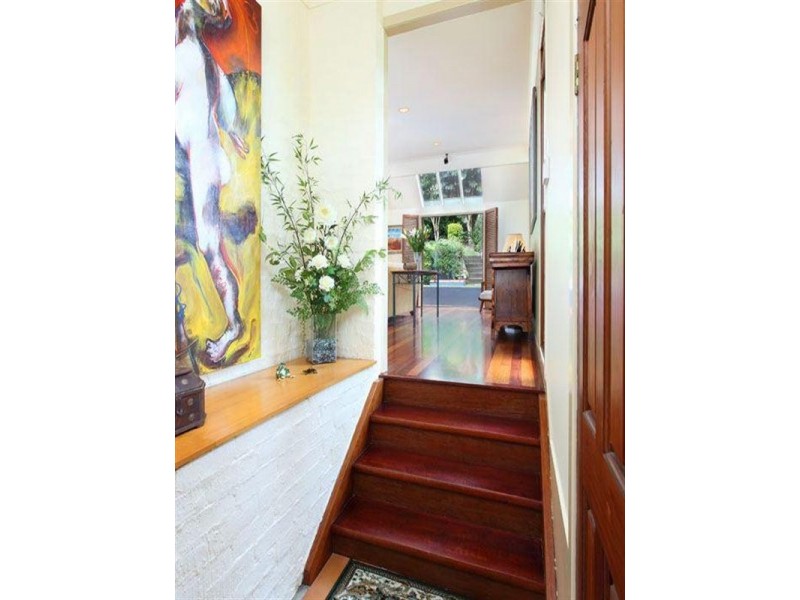 1B Bina Street, Chapel Hill QLD 4069