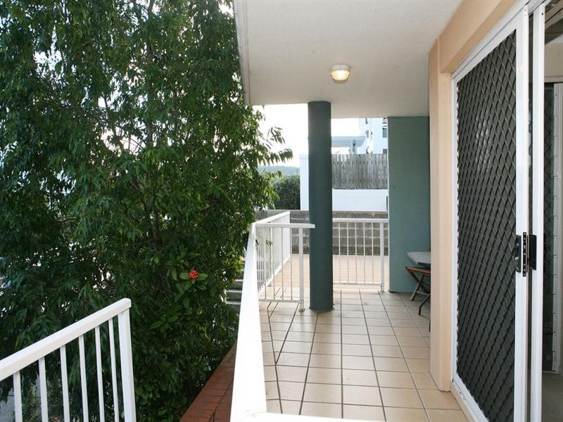 4/44 Lissner Street, Toowong QLD 4066