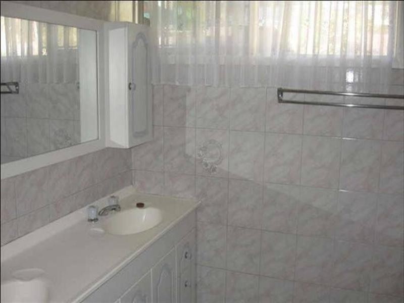 22 St Albans Street, Kenmore QLD 4069