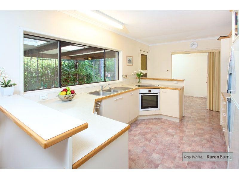 5 Bejimba Street, Kenmore QLD 4069