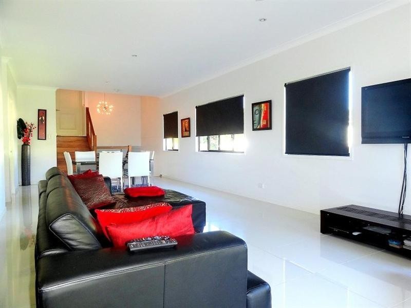 15 Manson Parade, Yeronga QLD 4104