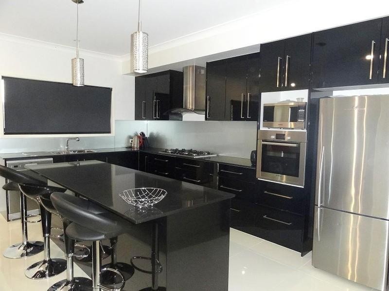 15 Manson Parade, Yeronga QLD 4104