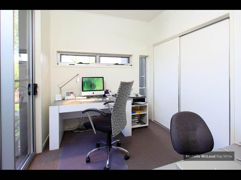 24 Olivia Place, Pullenvale QLD 4069