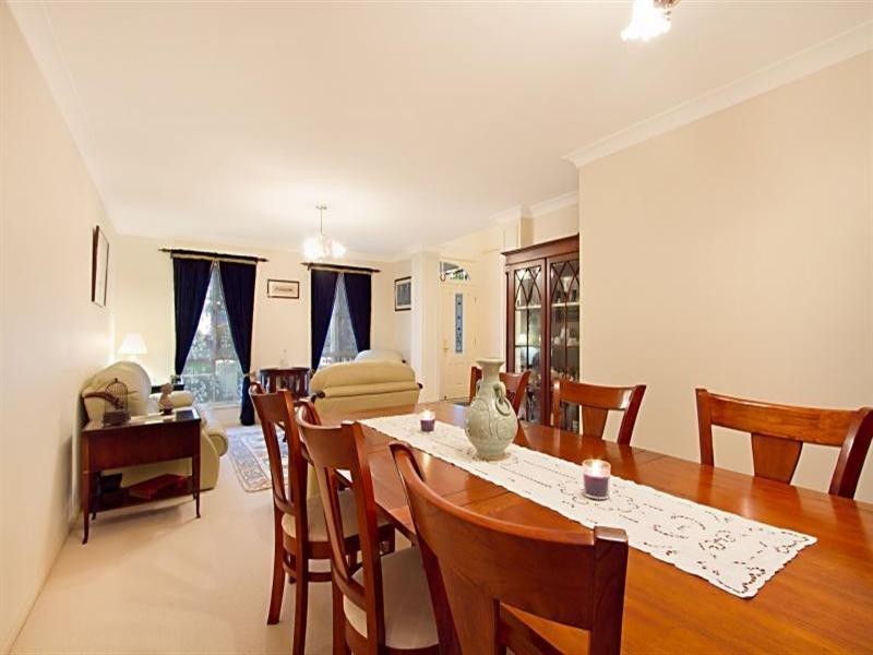 106 Kintyre Street, Brookfield QLD 4069