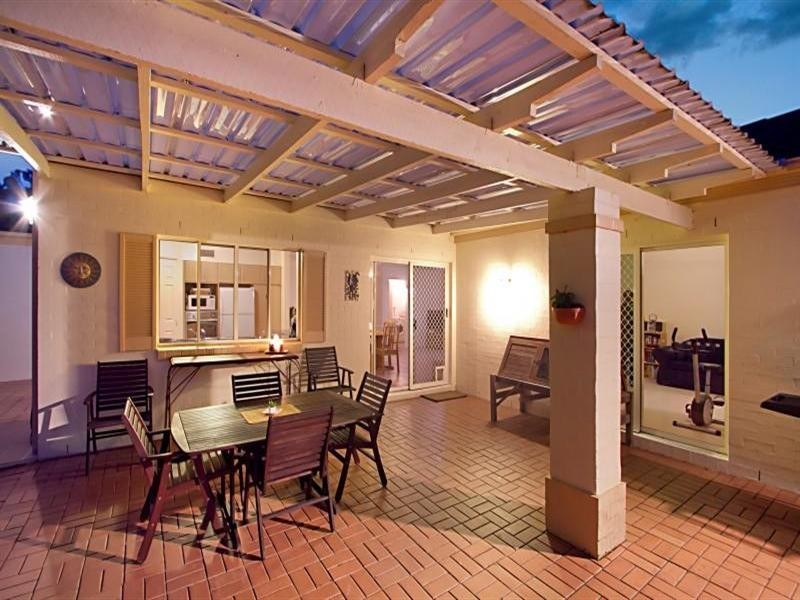 106 Kintyre Street, Brookfield QLD 4069