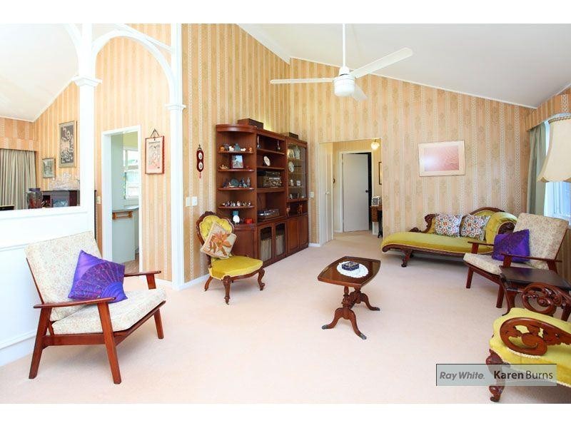 61 Sunset Road, Kenmore QLD 4069