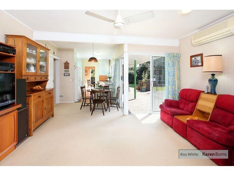 61 Sunset Road, Kenmore QLD 4069