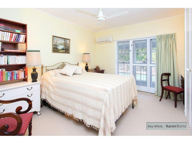 61 Sunset Road, Kenmore QLD 4069