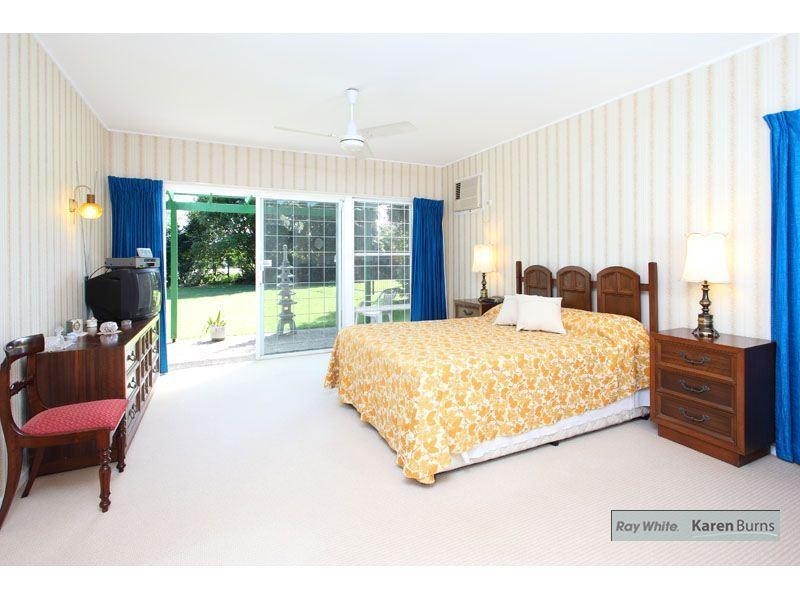 61 Sunset Road, Kenmore QLD 4069