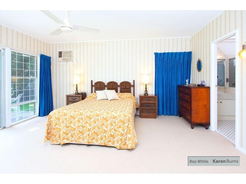 61 Sunset Road, Kenmore QLD 4069