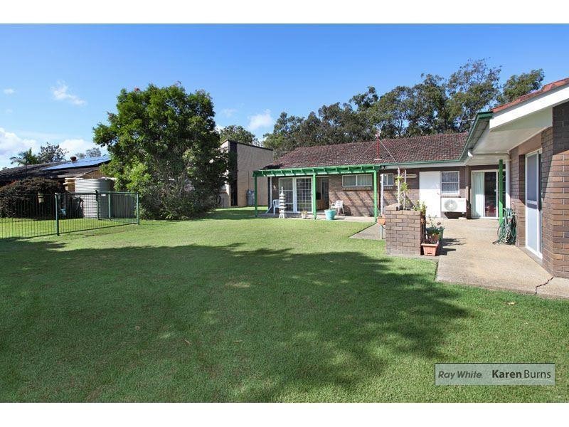 61 Sunset Road, Kenmore QLD 4069