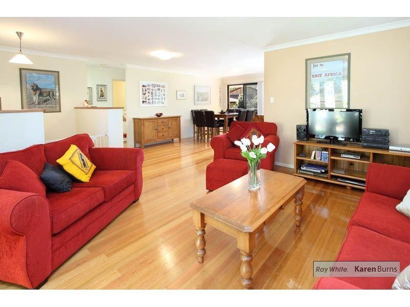 11/9 Pamela Place, Kenmore Hills QLD 4069