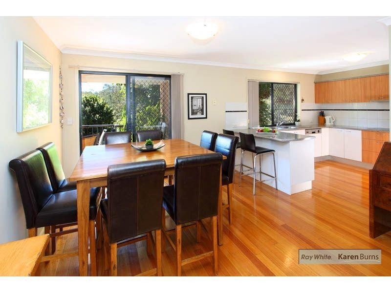 11/9 Pamela Place, Kenmore Hills QLD 4069