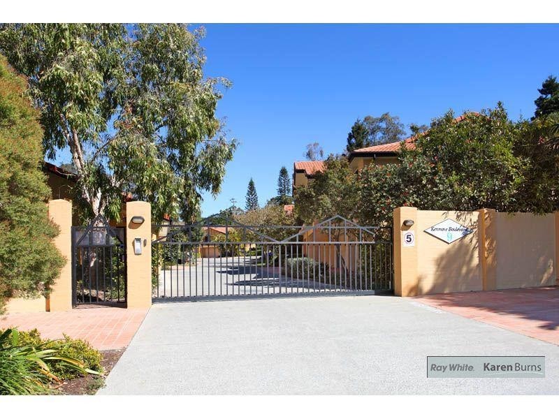 11/9 Pamela Place, Kenmore Hills QLD 4069