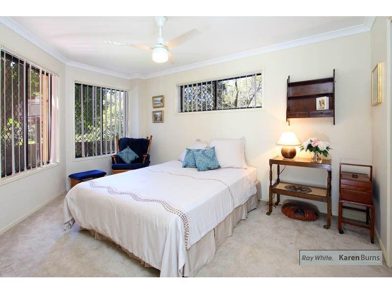 11/9 Pamela Place, Kenmore Hills QLD 4069
