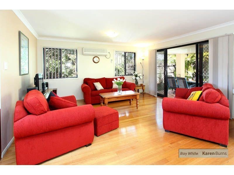 11/9 Pamela Place, Kenmore Hills QLD 4069