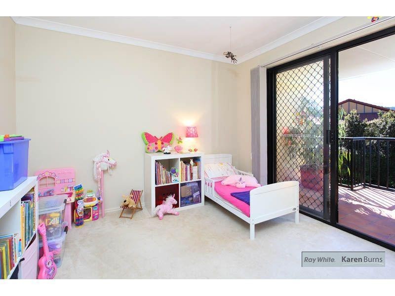 11/9 Pamela Place, Kenmore Hills QLD 4069