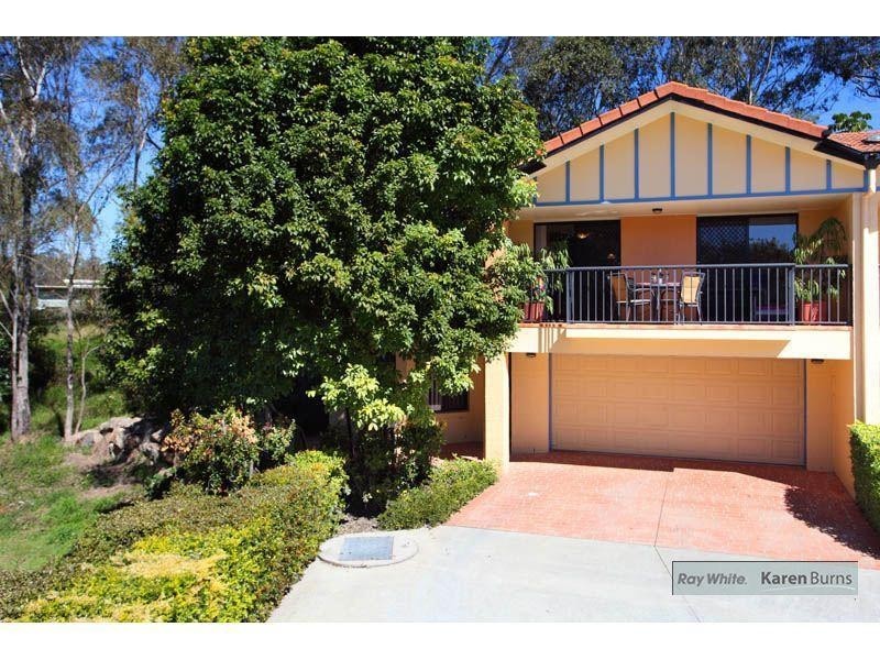 11/9 Pamela Place, Kenmore Hills QLD 4069