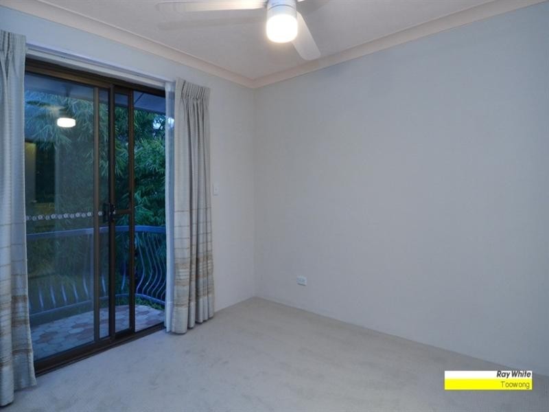 11/15 Earle Lane, Toowong QLD 4066