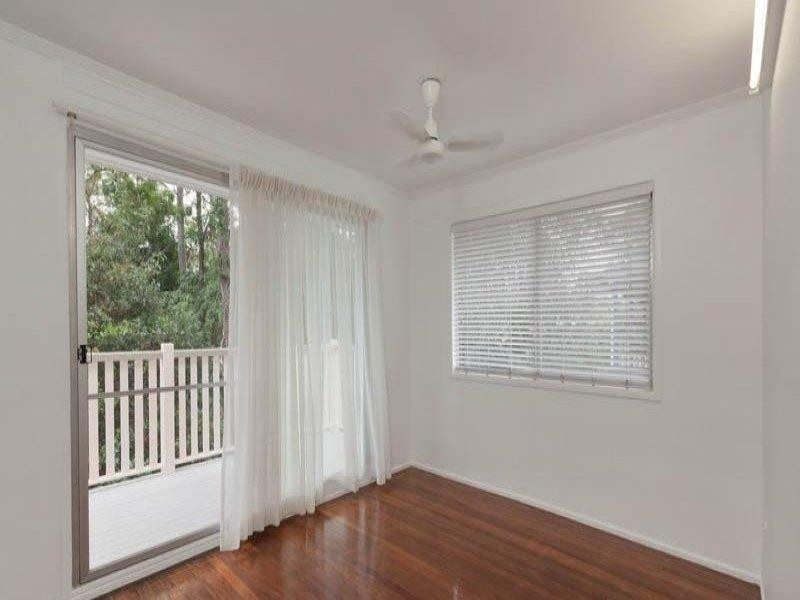 77 Figtree Pocket Road, Chapel Hill QLD 4069