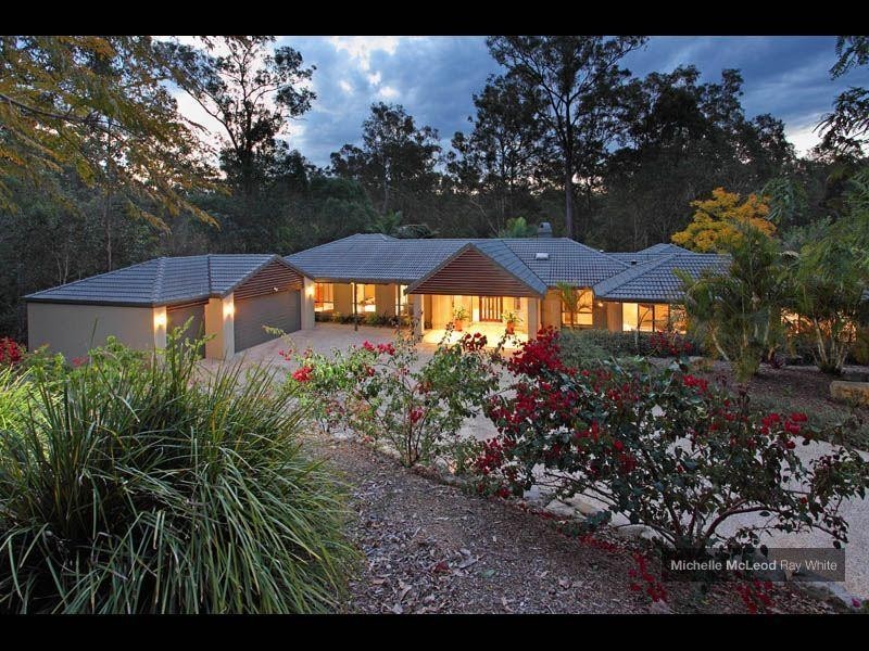190 Tinarra Crescent, Kenmore Hills QLD 4069
