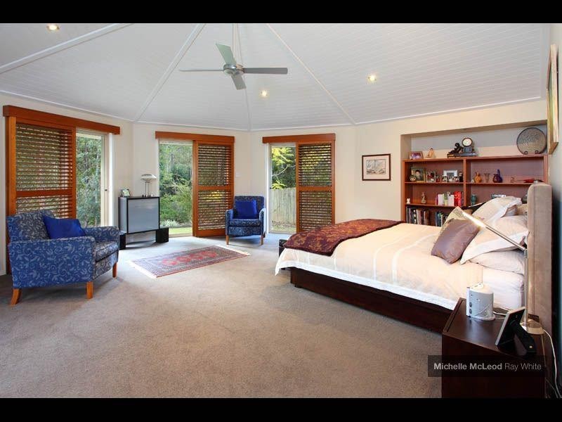 190 Tinarra Crescent, Kenmore Hills QLD 4069