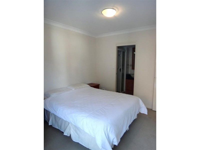 4/53 Warren Street, St Lucia QLD 4067