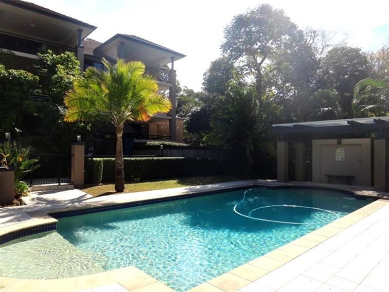 4/53 Warren Street, St Lucia QLD 4067