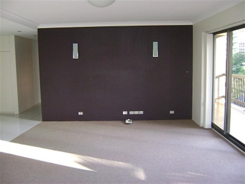 2/21 Sandford St,, St Lucia QLD 4067