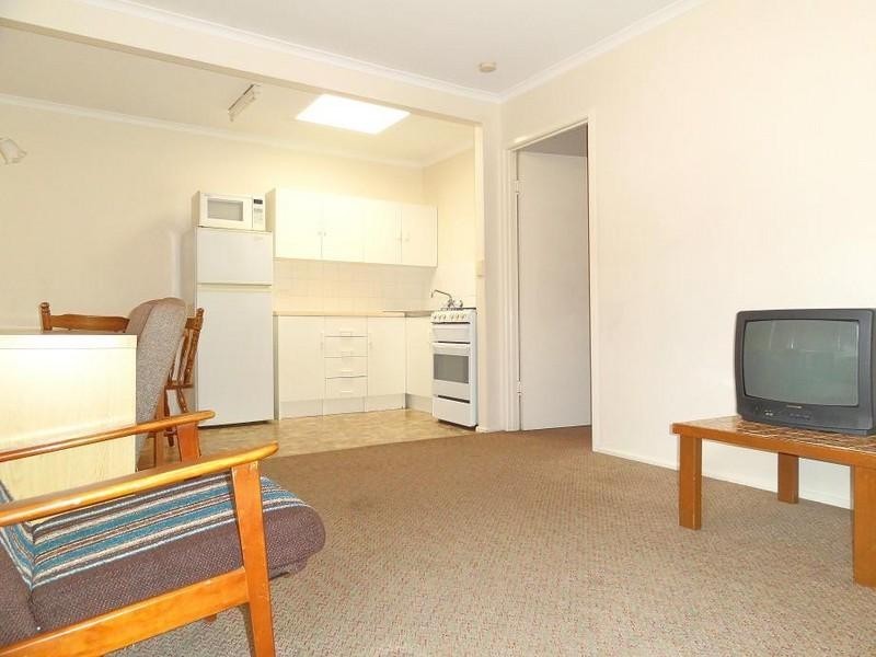 5/153 Clarence Road, Indooroopilly QLD 4068