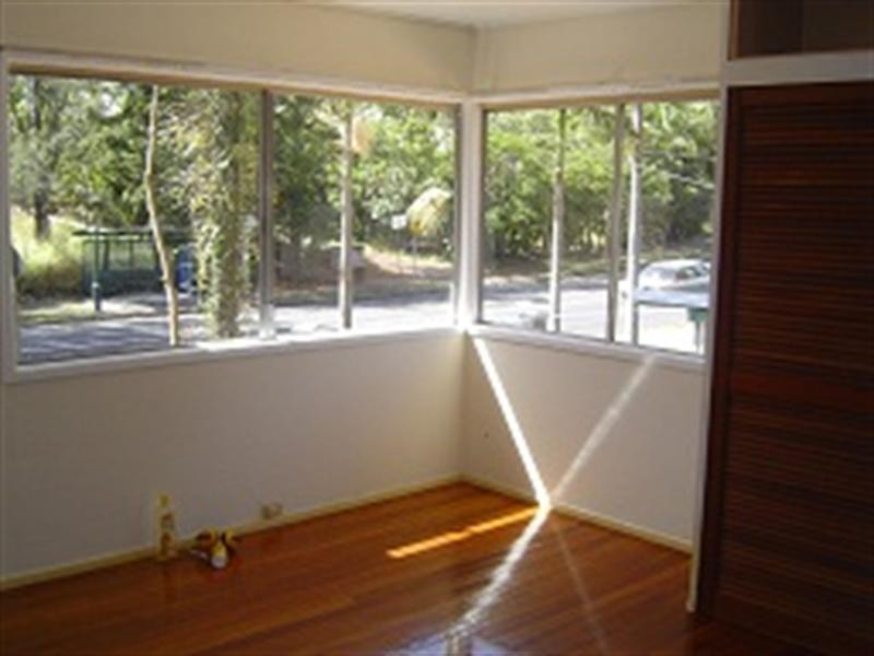 76 Brookfield Road, Kenmore QLD 4069