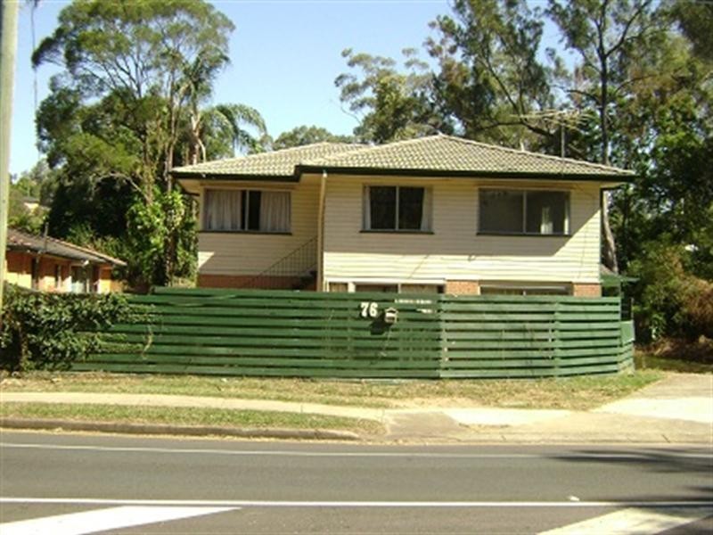 76 Brookfield Road, Kenmore QLD 4069