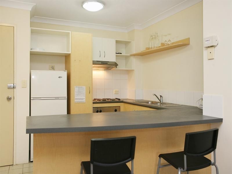 31/300 Sir Fred Schonell Drive, St Lucia QLD 4067