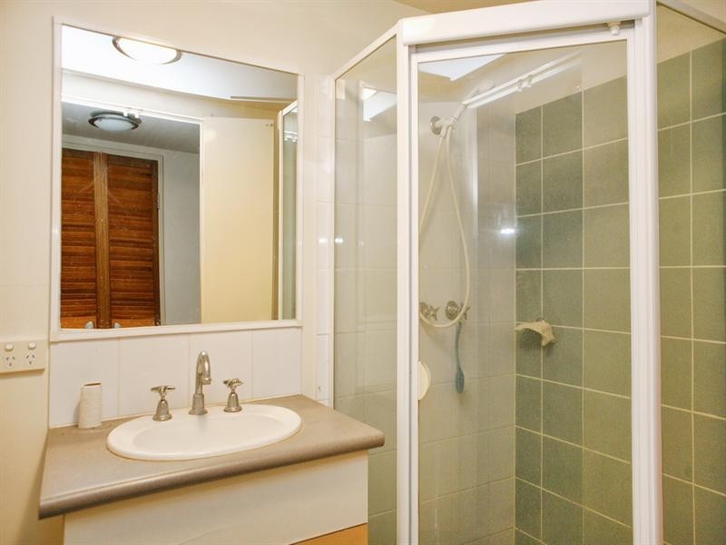 31/300 Sir Fred Schonell Drive, St Lucia QLD 4067