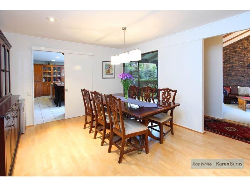 10 Ardell Street, Kenmore QLD 4069