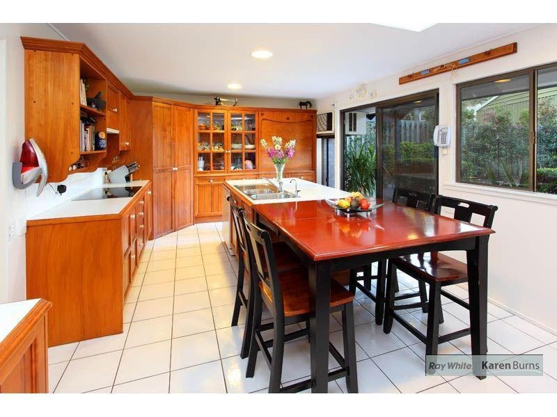 10 Ardell Street, Kenmore QLD 4069