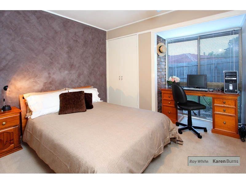 10 Ardell Street, Kenmore QLD 4069