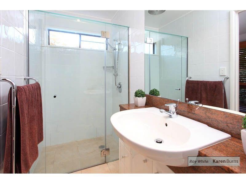 10 Ardell Street, Kenmore QLD 4069