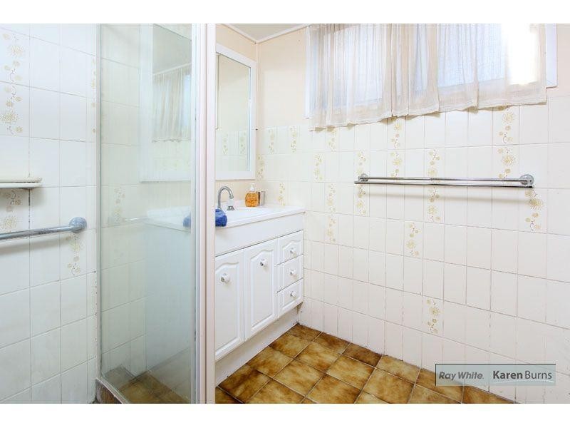 13 Ijong Street, Kenmore QLD 4069