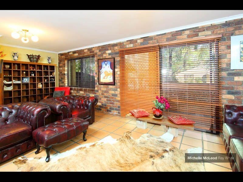 1 Atlas Place, Chapel Hill QLD 4069