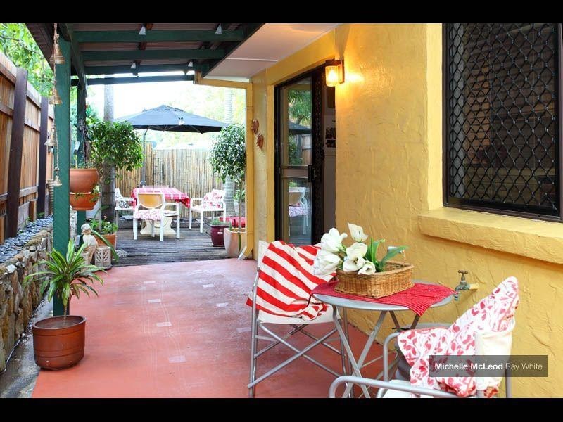 1 Atlas Place, Chapel Hill QLD 4069